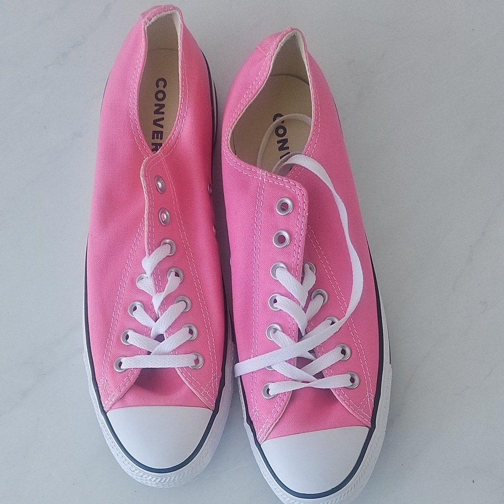 Converse Women's Bright Pink Canvas Sneakers